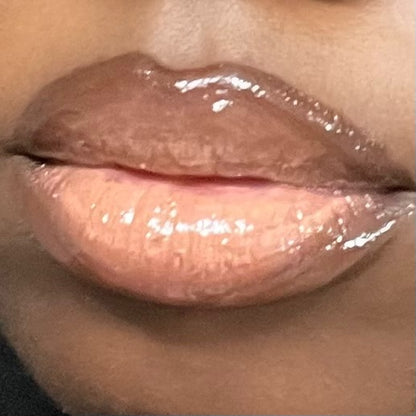 Peachy Nude - Butter Crème Lip Gloss